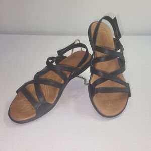 B.O.C. Born Concept Strappy Sandals Womens 8 Black Flat Slingback Comfort Shoes